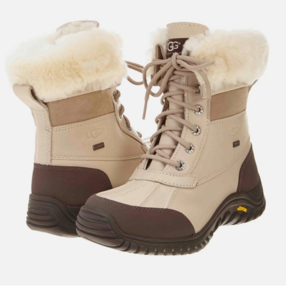 Like new it boots size 7 

No box